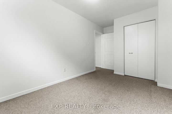 Photo 27 at 46 - 1512 Sixth Line, CP College Park, Oakville