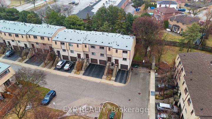 Photo 37 at 46 - 1512 Sixth Line, CP College Park, Oakville