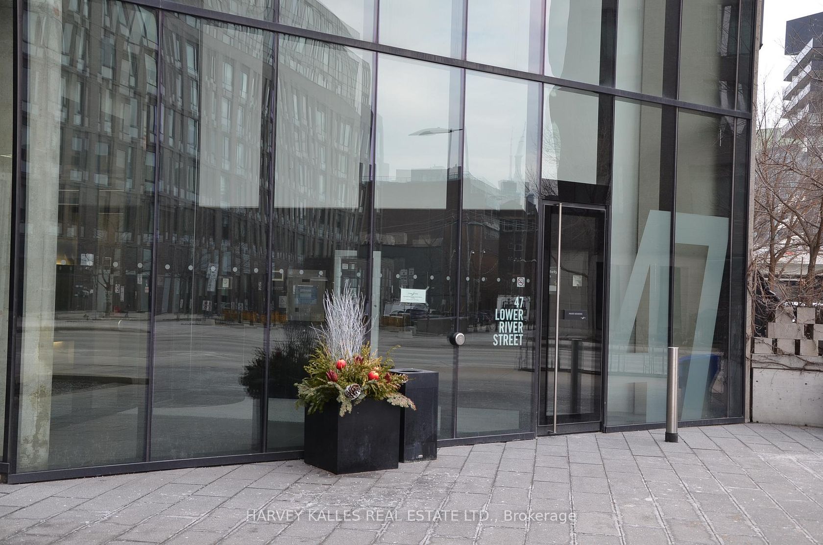 526 - 47 Lower River Street, Moss Park, Toronto 