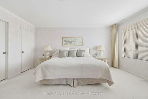 Photo 15 at 122 Cortleigh Boulevard, Lawrence Park South, Toronto