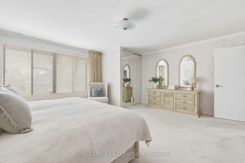 Photo 16 at 122 Cortleigh Boulevard, Lawrence Park South, Toronto