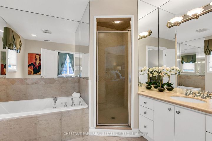 Photo 31 at 552 Melrose Avenue, Nortown, Toronto