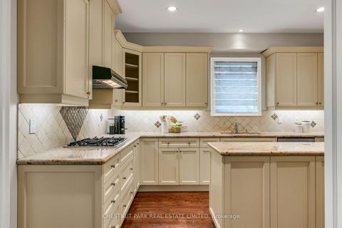 Photo 21 at 552 Melrose Avenue, Nortown, Toronto