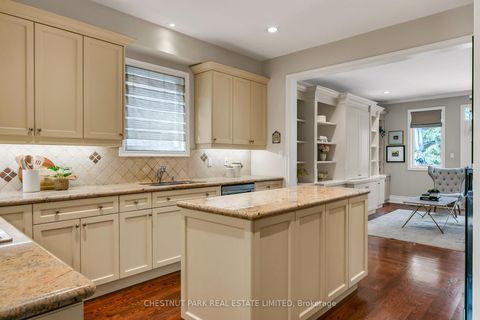 Photo 22 at 552 Melrose Avenue, Nortown, Toronto