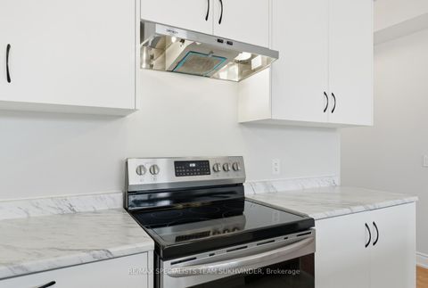 Photo 17 at 8 Tarmola Park Court, Humber Summit, Toronto