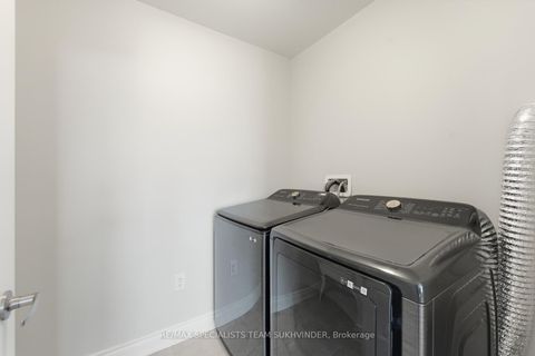 Photo 21 at 8 Tarmola Park Court, Humber Summit, Toronto