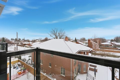 Photo 32 at 8 Tarmola Park Court, Humber Summit, Toronto