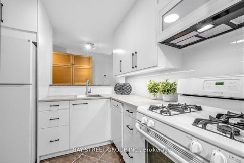 Photo 13 at 502 - 135 Maitland Street, Yonge Corridor, Toronto