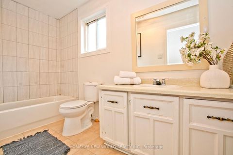 Photo 17 at 579 Lake Drive S, Keswick South, Georgina