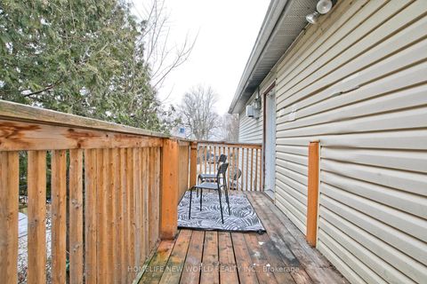 Photo 18 at 579 Lake Drive S, Keswick South, Georgina