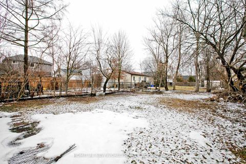 Photo 19 at 579 Lake Drive S, Keswick South, Georgina