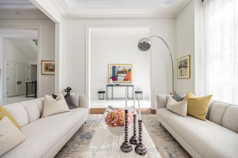 Photo 3 at 264 Cortleigh Boulevard, Lawrence Park South, Toronto