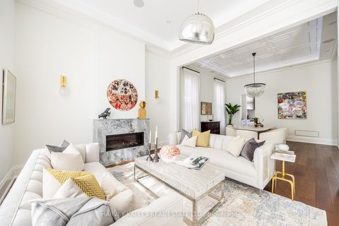 Photo 4 at 264 Cortleigh Boulevard, Lawrence Park South, Toronto