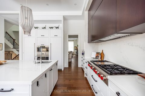 Photo 10 at 264 Cortleigh Boulevard, Lawrence Park South, Toronto