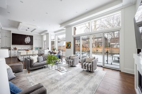 Photo 16 at 264 Cortleigh Boulevard, Lawrence Park South, Toronto