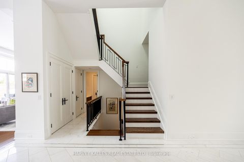 Photo 17 at 264 Cortleigh Boulevard, Lawrence Park South, Toronto