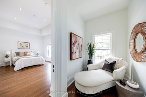 Photo 33 at 264 Cortleigh Boulevard, Lawrence Park South, Toronto