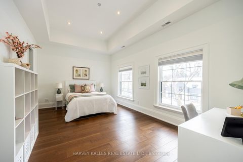 Photo 34 at 264 Cortleigh Boulevard, Lawrence Park South, Toronto