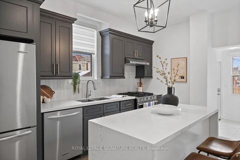 Photo 14 at 15 Yarmouth Road, Annex, Toronto