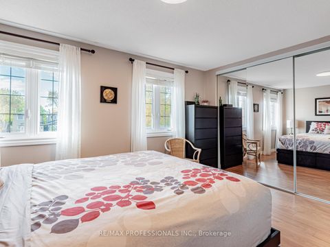 Photo 23 at 125 Kersey Crescent, North Richvale, Richmond Hill