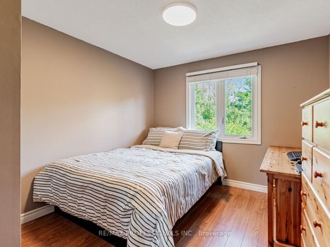 Photo 24 at 125 Kersey Crescent, North Richvale, Richmond Hill