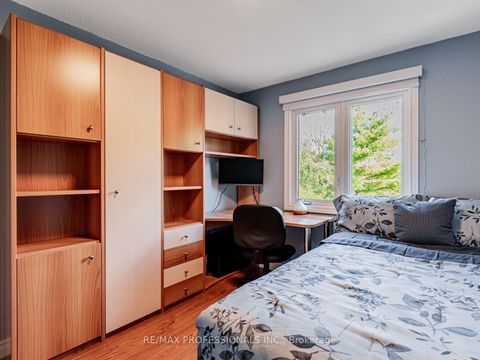 Photo 27 at 125 Kersey Crescent, North Richvale, Richmond Hill