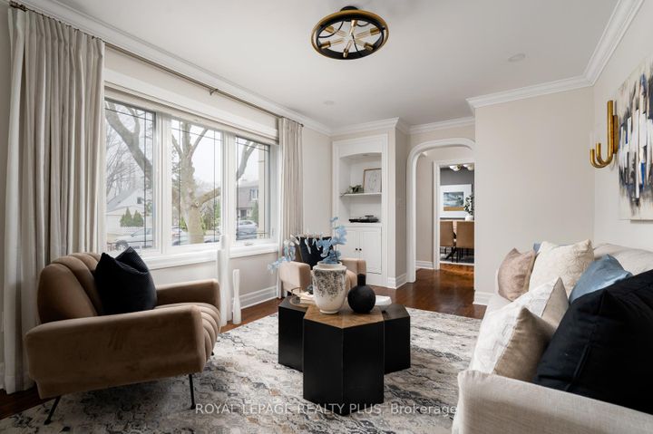 Photo 5 at 2184 Guthrie Lane, Lakeview, Mississauga