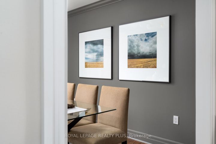 Photo 6 at 2184 Guthrie Lane, Lakeview, Mississauga