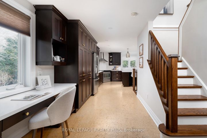 Photo 9 at 2184 Guthrie Lane, Lakeview, Mississauga