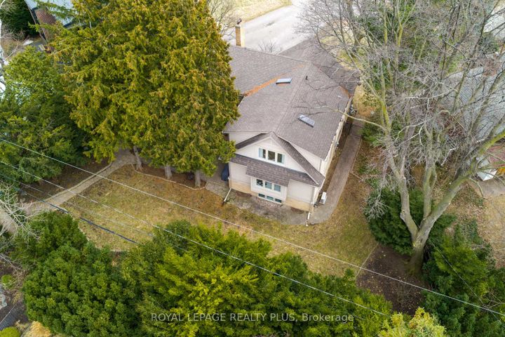 Photo 46 at 2184 Guthrie Lane, Lakeview, Mississauga