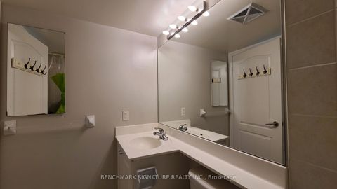 Photo 4 at 902 - 60 Town Centre Court, Bendale, Toronto