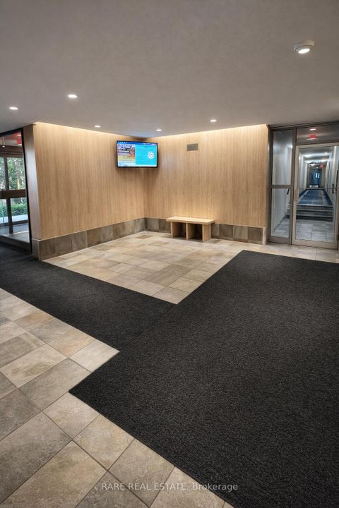 Photo 3 at Unit #104 - 19 Four Winds Drive, York University Heights, Toronto