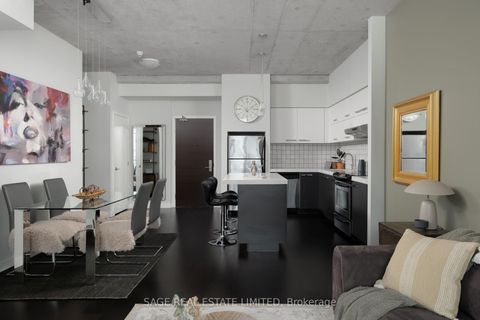 Photo 3 at 1301 - 552 Wellington Street W, Waterfront Communities C1, Toronto