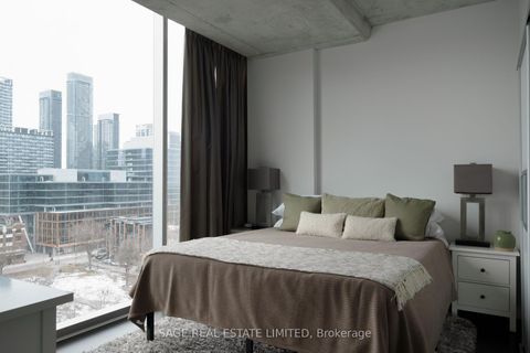 Photo 12 at 1301 - 552 Wellington Street W, Waterfront Communities C1, Toronto