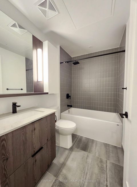 Photo 6 at 619 - 5 Defries Street, Regent Park, Toronto