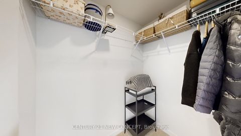 Photo 21 at TH 284 - 140 Honeycrisp Crescent, Vaughan Corporate Centre, Vaughan