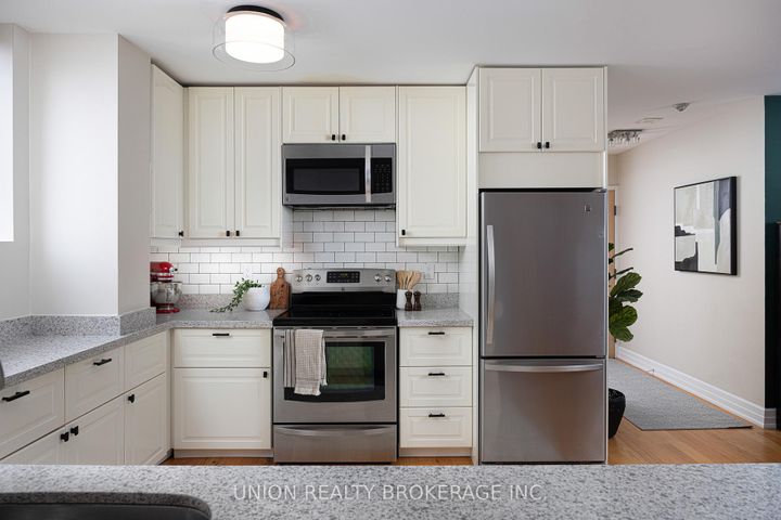 Photo 3 at 505 - 95 Lombard Street, Yonge Corridor, Toronto