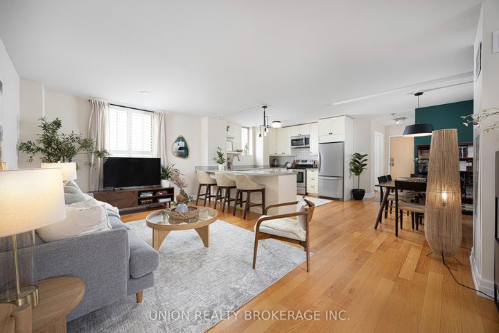 Photo 7 at 505 - 95 Lombard Street, Yonge Corridor, Toronto