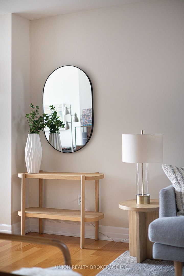 Photo 10 at 505 - 95 Lombard Street, Yonge Corridor, Toronto