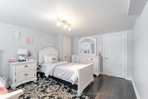 Photo 20 at 745 Glengrove Avenue W, Glen Park, Toronto