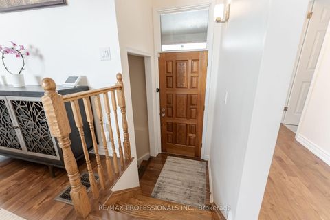 Photo 25 at 745 Glengrove Avenue W, Glen Park, Toronto