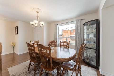 Photo 27 at 745 Glengrove Avenue W, Glen Park, Toronto