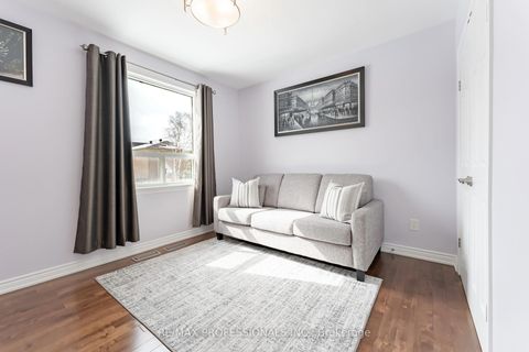 Photo 32 at 745 Glengrove Avenue W, Glen Park, Toronto