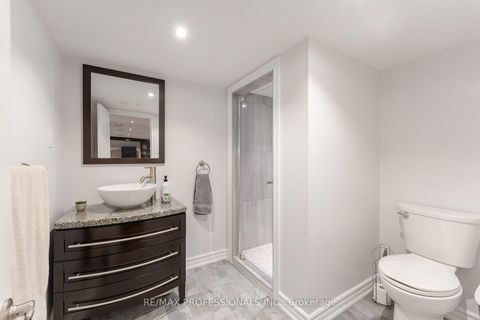 Photo 38 at 745 Glengrove Avenue W, Glen Park, Toronto