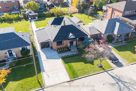 Photo 41 at 745 Glengrove Avenue W, Glen Park, Toronto