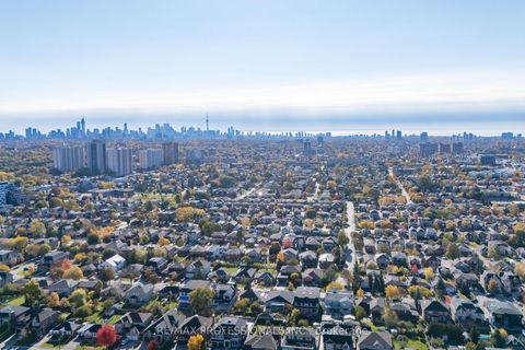 Photo 48 at 745 Glengrove Avenue W, Glen Park, Toronto