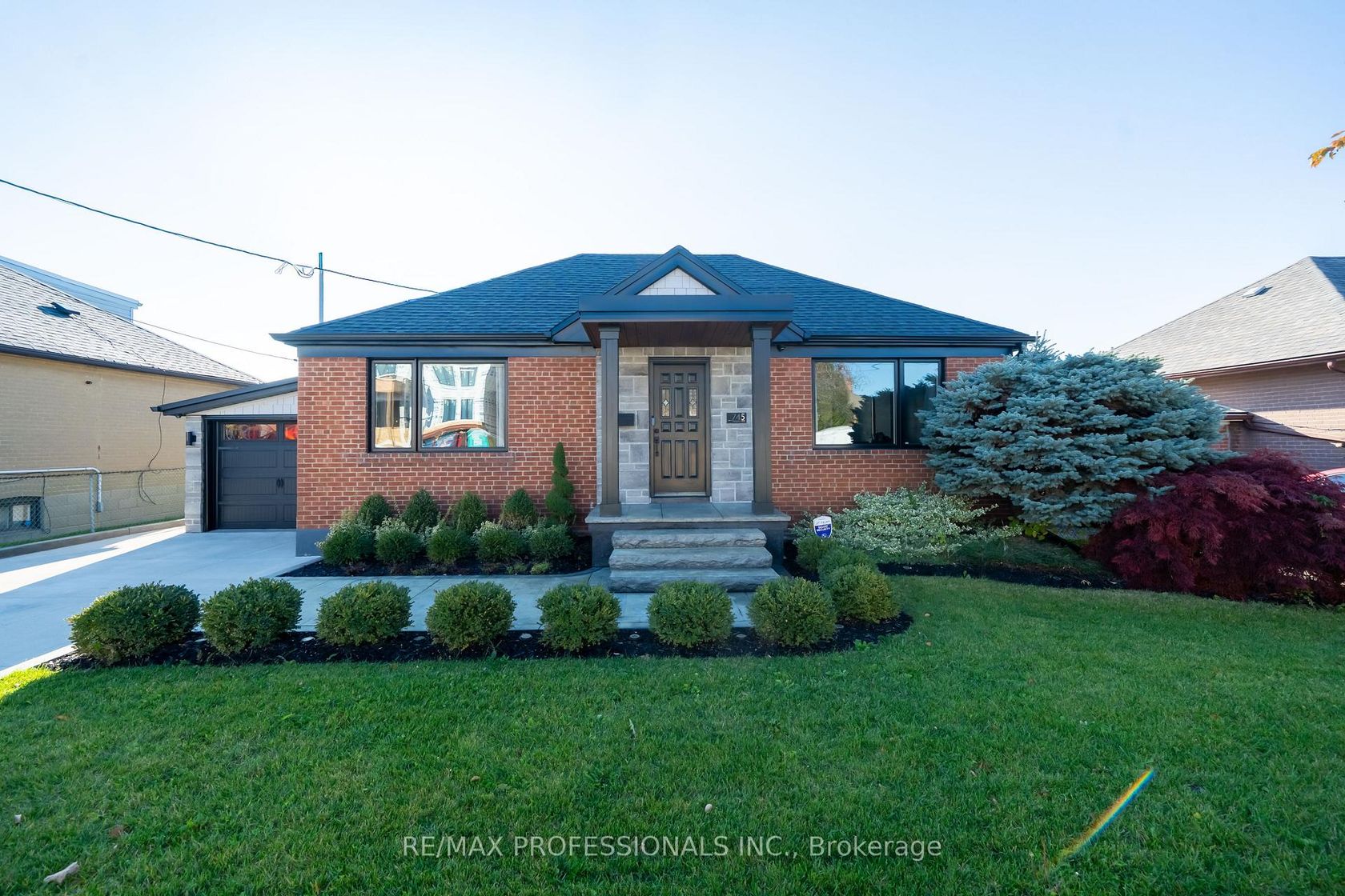 745 Glengrove Avenue W, Glen Park, Toronto 