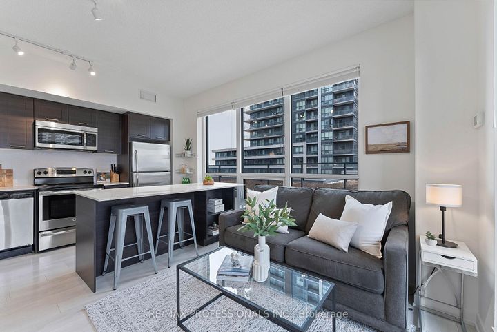 Photo 11 at 611 - 2200 Lakeshore Boulevard W, Mimico, Toronto