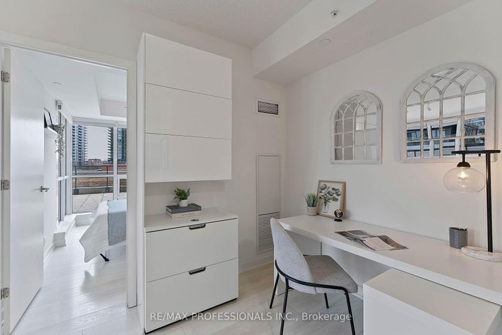 Photo 18 at 611 - 2200 Lakeshore Boulevard W, Mimico, Toronto