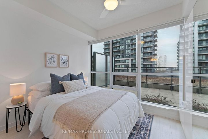 Photo 20 at 611 - 2200 Lakeshore Boulevard W, Mimico, Toronto